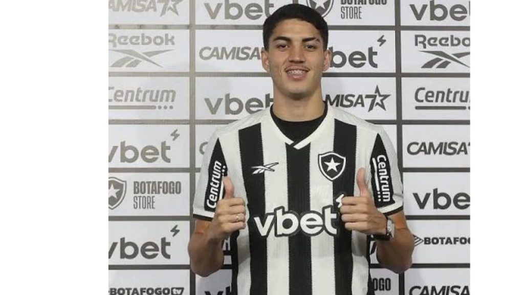 Is Jair Cunha Related to Matheus Cunha? Family Relationship Explained